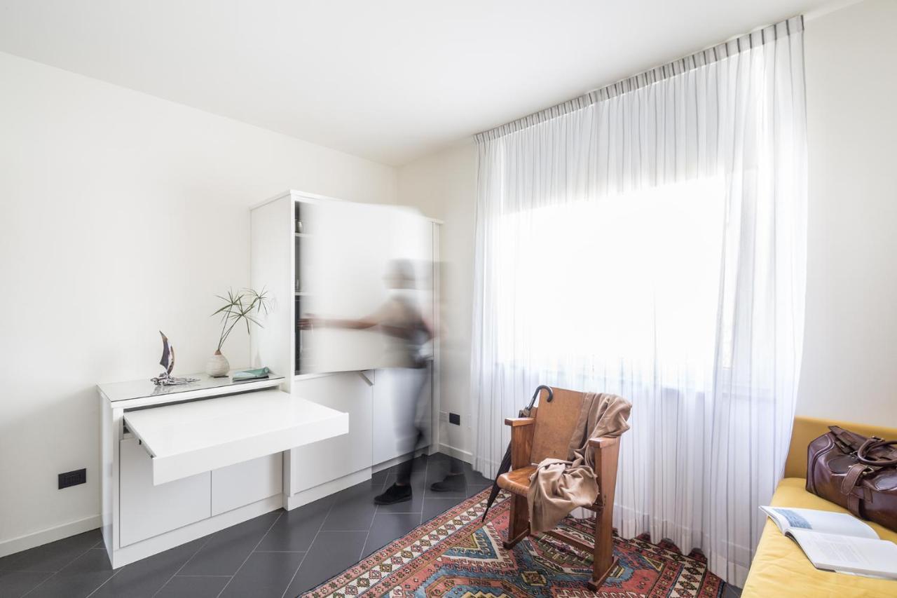 Foyer Rooms & Suites Affittacamere カリアリ エクステリア 写真